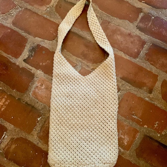 Vintage Macrame Shoulder Bag Vintage Crocheted Shoulder Bag 1970s Vibes - Picture 4 of 4